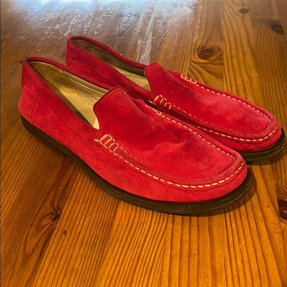 Cole Haan Resort made in Italy deep pink Suede Moccasin Flats - Picture 1 of 13